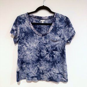 Self E, Blue and White, Tie-Dye V-Neck Pocket Short-Sleeve T-Shirt, Size Medium